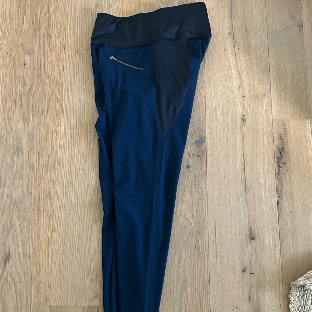 ADAY BLACK NAVY ATHLETIC LEGGING SMALL S WOMEN